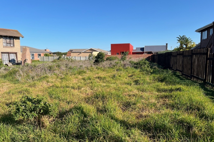 0 Bedroom Property for Sale in Paradise Beach Eastern Cape